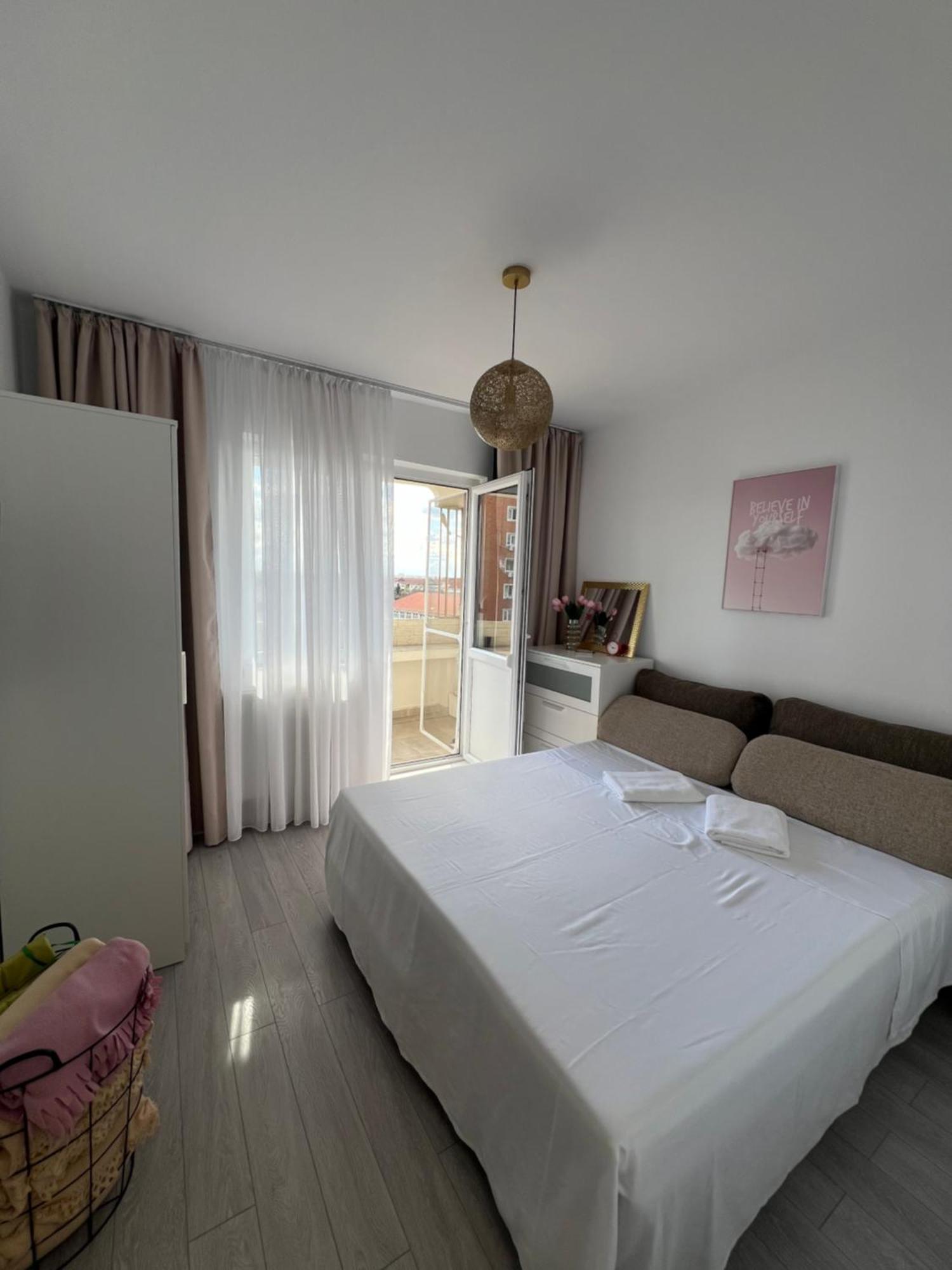 Oxana Apartments - 3 Camere - Timisoara Bagian luar foto
